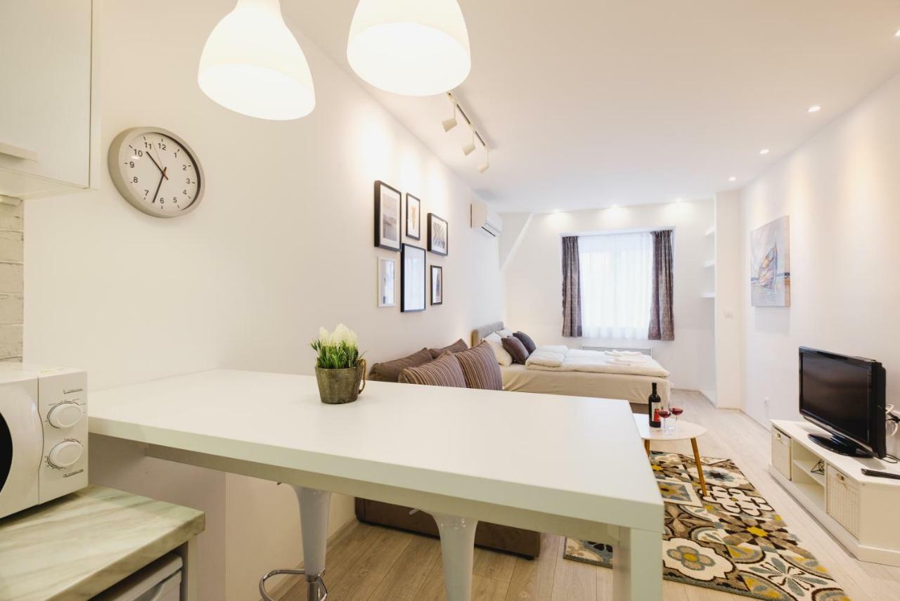 Apartment Hana Lux Belgrade Luaran gambar