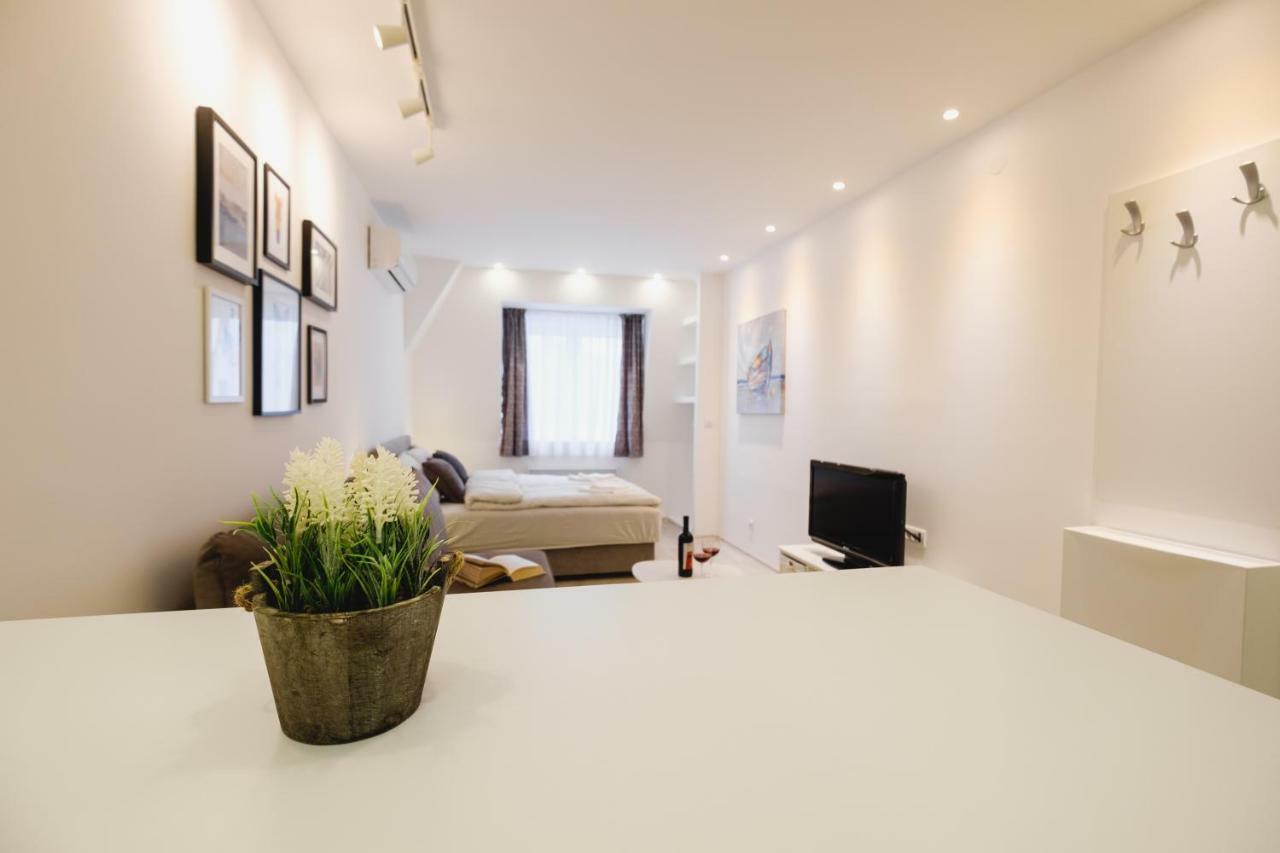 Apartment Hana Lux Belgrade Luaran gambar